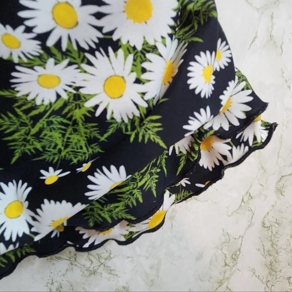 Hilor Daisy Print 1-Piece Swimsuit - Picture 5 of 13